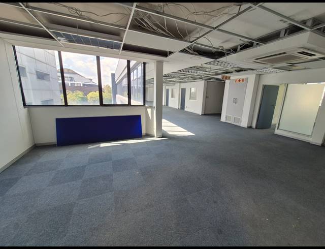 283M² OFFICE TO LET IN RIVONIA
